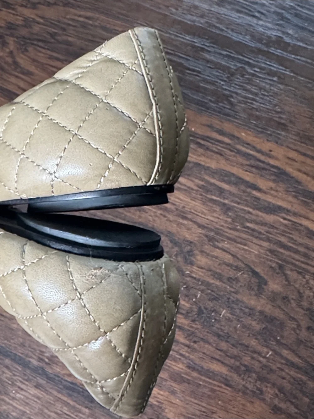 Tory Burch Quilted Beige Leather Ballet Flats with Gold Cap Toe Logo